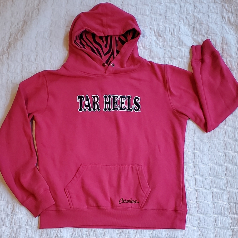 Tar Heels Embroidered Hoodie sz L